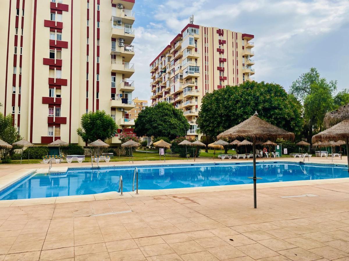 A 10 Min De La Playa Y Con Excelentes Zonas Comunes Apartment Benalmadena Ngoại thất bức ảnh